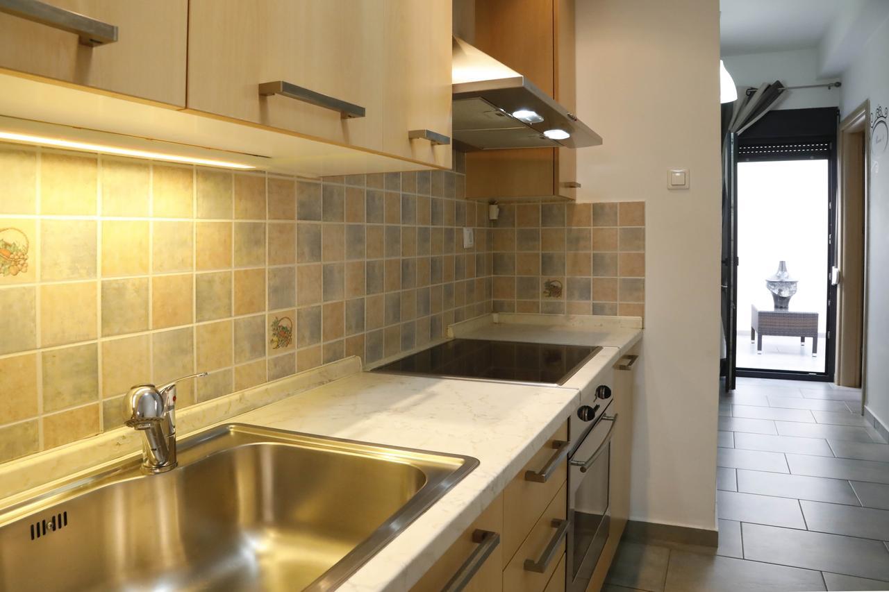 Gazi Boutique Apartment 2 Atene Esterno foto