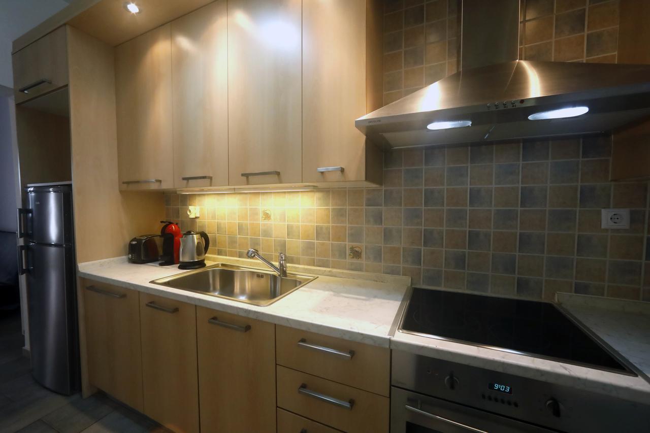 Gazi Boutique Apartment 2 Atene Esterno foto