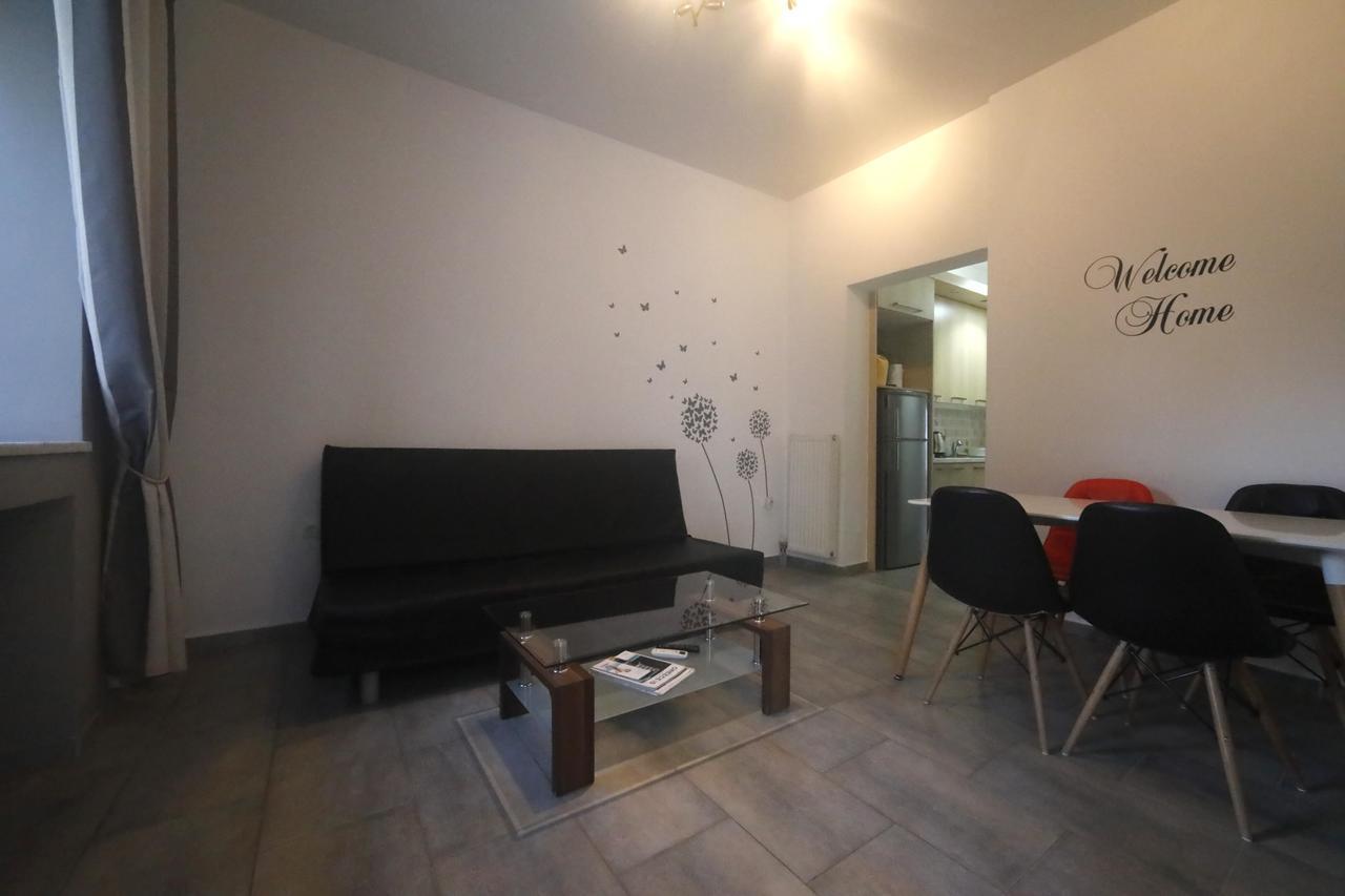 Gazi Boutique Apartment 2 Atene Esterno foto